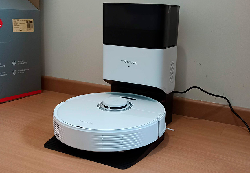 Roborock Q7 Max+ en casa de Silvia durante sus pruebas para hogarsys